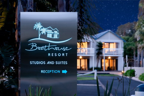 Boathouse Resort Studios & Suites - Accommodation NSW 3