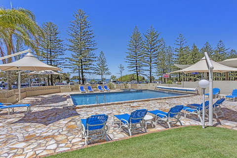 Southern Cross Beachfront Holiday Apartments - Accommodation NSW 2