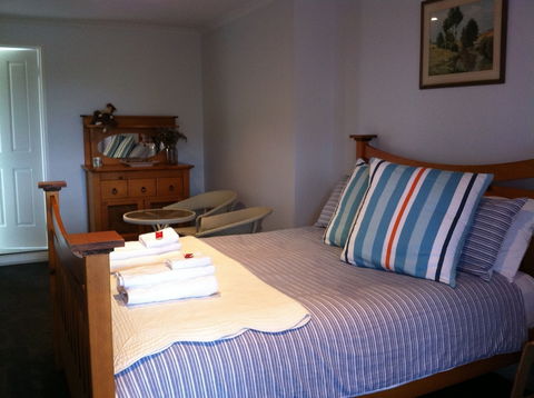 Corinella On The Esplanade Bed & Breakfast - Accommodation NSW 6
