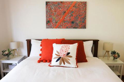 Linger Longer Vineyard Bed & Breakfast - Accommodation NSW 3