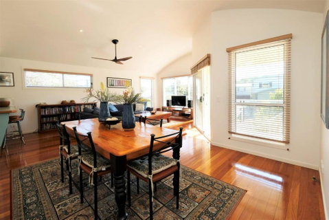 SPINNAKER 1 - Accommodation NSW 4