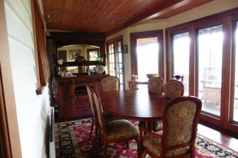 The Old School Bed & Breakfast - Accommodation NSW 3