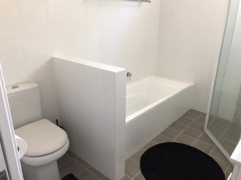 Jean Street Home Away From Home - Accommodation NSW 7