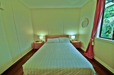 Rosemaree 24 East Street - Accommodation NSW 3