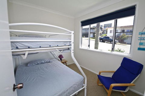 Shiloh Holiday House 14 East Street - Accommodation NSW 5