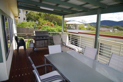 Bella Vista 9 East Street - Accommodation NSW 5