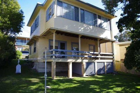 Lorikeet Retreat 11 Hodgson Street - Accommodation NSW 2
