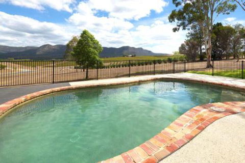 Worthingtons Guest Cottage - Accommodation NSW 3