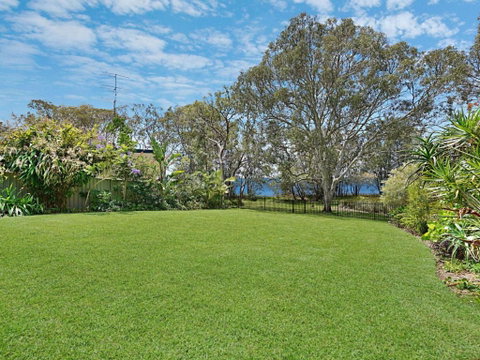 The Corso Gorokan - Accommodation NSW 1