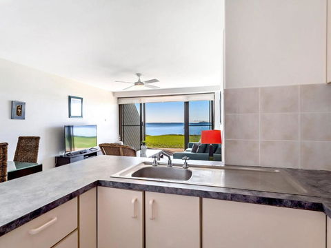 Soldiers Point Road Harbourside Unit 02 07 - Accommodation NSW 4