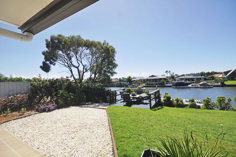 Bribie Island Canal Holiday Destination - Accommodation NSW 1