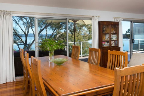 Booti Booti Lakehouse - Accommodation NSW 3