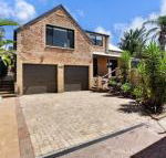 Salt Wood Cabin style retreat - Accommodation NSW