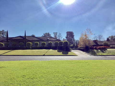 Pride Leisure Tudor House - Accommodation NSW 5