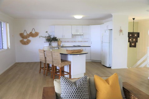 Beaches 1 - Accommodation NSW 2