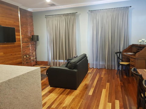 Sublime Spa Apartments - Accommodation NSW 6