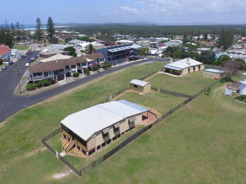 Yamba Pilot Cottage 1 Pets Welcome Close To Beach - Accommodation NSW 5