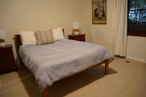 Coolamon On Marsh Armidale - Accommodation NSW 1