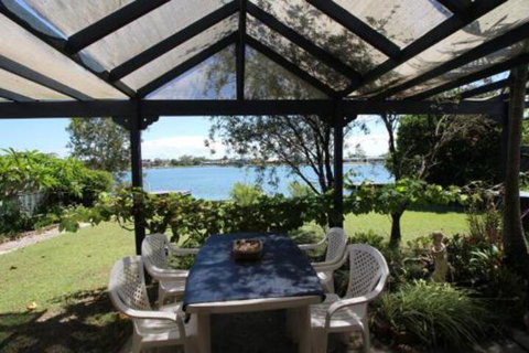 Gerrys Waterfront - Accommodation NSW 5