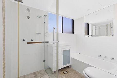 Sundowner Apartment 10 - Accommodation NSW 4
