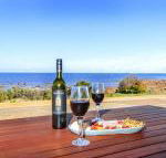High Tide Wallaroo Beachfront Property Pet Friendly - Accommodation NSW