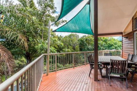 Amaroo House - Accommodation NSW 7