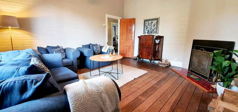 Galway - Accommodation NSW 3
