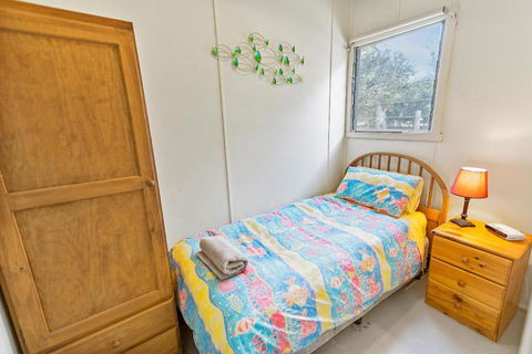 Kambera Pet Friendly Cottage On Raymond Island - Accommodation NSW 4