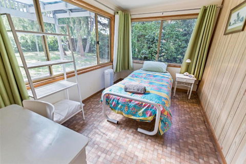 Kambera Pet Friendly Cottage On Raymond Island - Accommodation NSW 2
