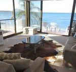 13 Harbourside 3 7 Soldiers Point Road fantastic waterfront unit - Accommodation NSW