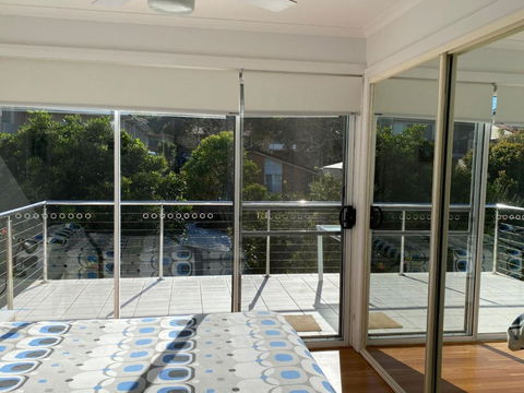 Ultimate Beach House 19a Graham Street Views Peace & Quiet - Accommodation NSW 6
