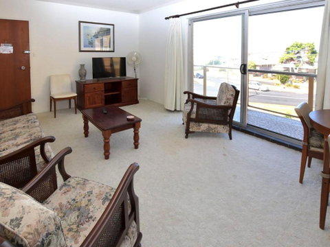 Anchorage 10 Water Views From Balcony - Accommodation NSW 4