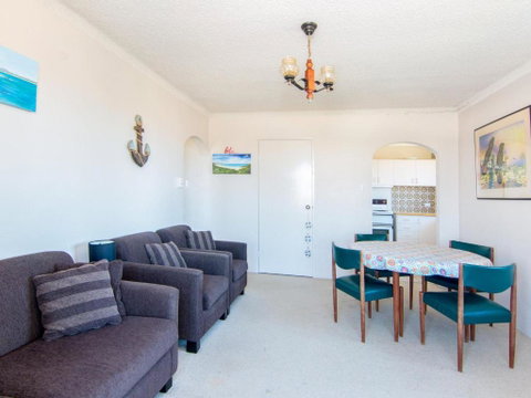 Seabreeze 4 Opposite Bowling Club - Accommodation NSW 6