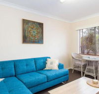 Sandy Bottoms with WiFi just Moments from Beach - Accommodation NSW