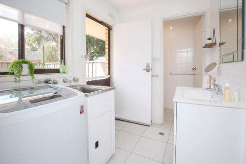 Allure Apartments Central - Accommodation NSW 6