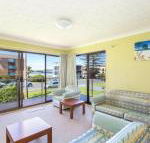Champagne Court 1 with Water Views - Accommodation NSW