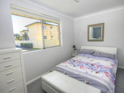 45B Wharf Street Downstairs - Accommodation NSW 7