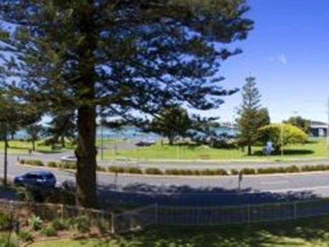 Heritage 202 Overlooking The Water - Accommodation NSW 4