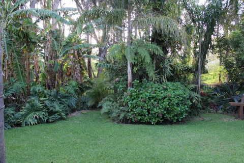 Hidden Oasis Pet Friendly In Anna Bay - Accommodation NSW 3