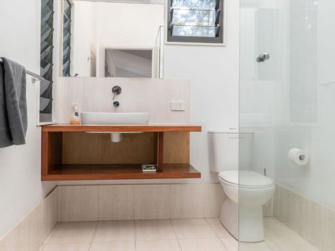 Dux Nutz - Accommodation NSW 6