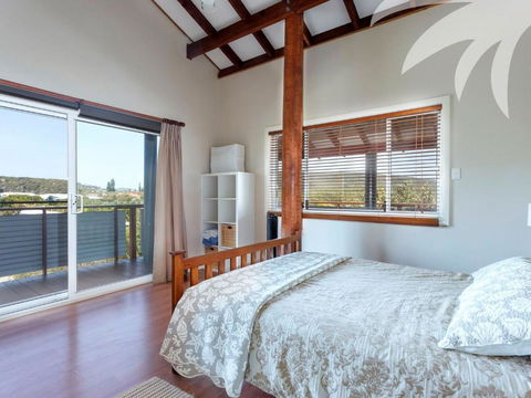 The Pole House - Accommodation NSW 3