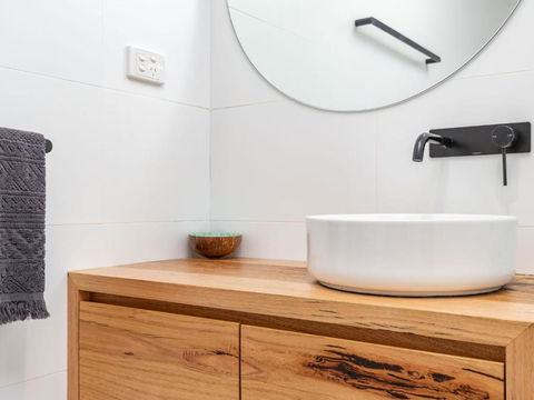 Seashells Lakeside Holiday Perfection - Accommodation NSW 3