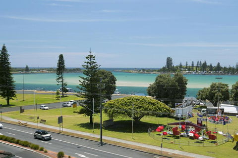 Mirage Unit 502 6 8 Manning Street - Accommodation NSW 4
