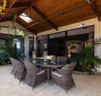 Maidstone Executive Residence - Accommodation NSW