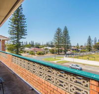 Seabreeze 5 Opposite Bowling Club - Accommodation NSW