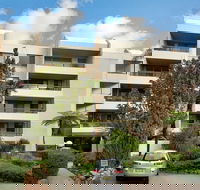 Newly Renovate Immaculate Cremorne One Bedroom Apartment CREM4 - Accommodation NSW
