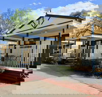 Young Tourist Park - Accommodation NSW