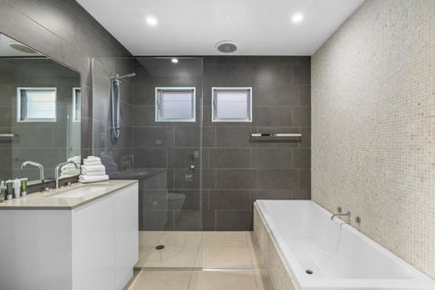 Beachfront #12 - Accommodation NSW 5