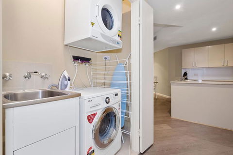Ocean Views Unit 24 - Accommodation NSW 7