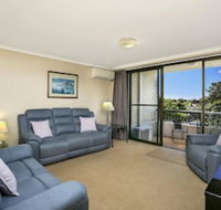 HAMP1 Bright Apartment in Cremorne - Accommodation NSW
